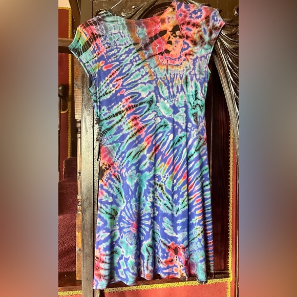 Colorful tie-dye fit & flare dress size S - Picture 2 of 3